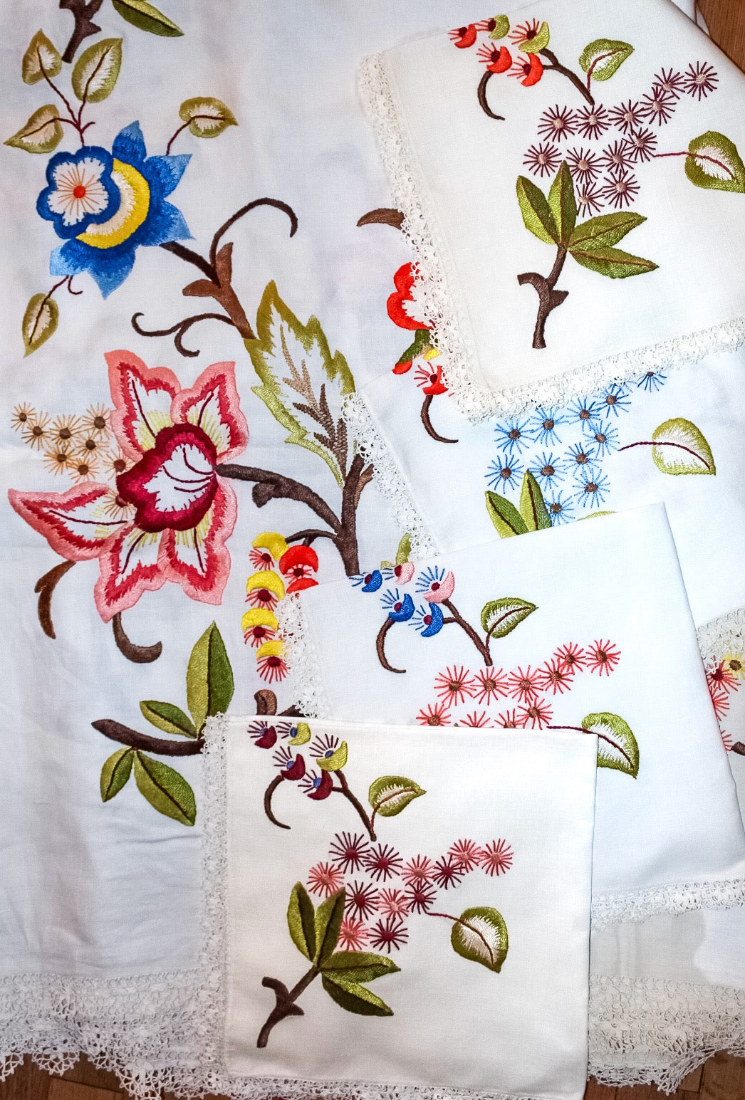 Vintage Bloom Embroidered Napkins