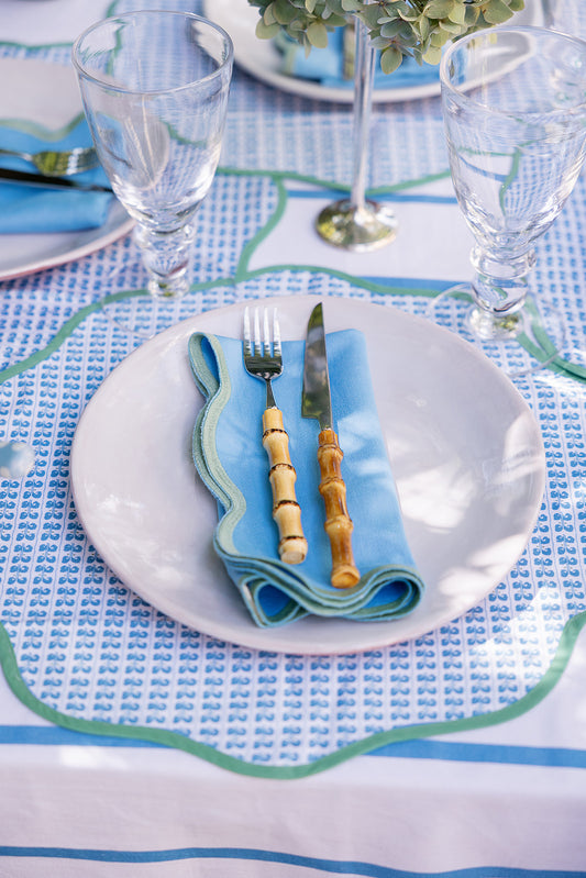 Blue Scallop Embroidery Edge Napkins (Set of 4)
